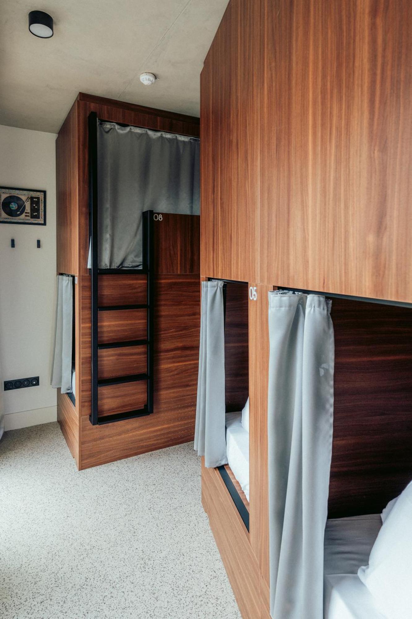 Jost Hostel Bordeaux Gare St Jean Eksteriør bilde