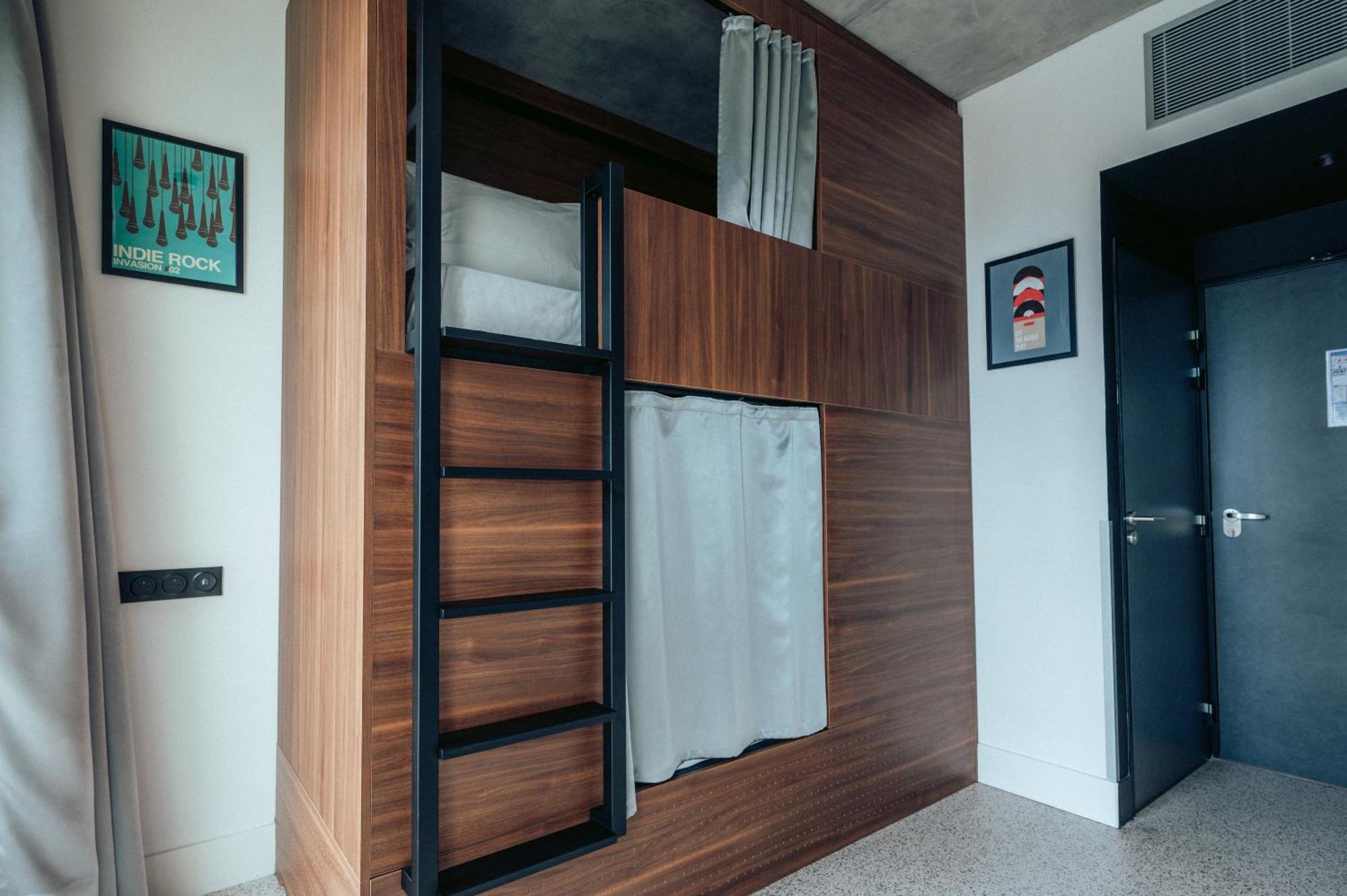 Jost Hostel Bordeaux Gare St Jean Eksteriør bilde